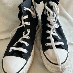 Converse platform Black and White High-Tops with Bow Detail